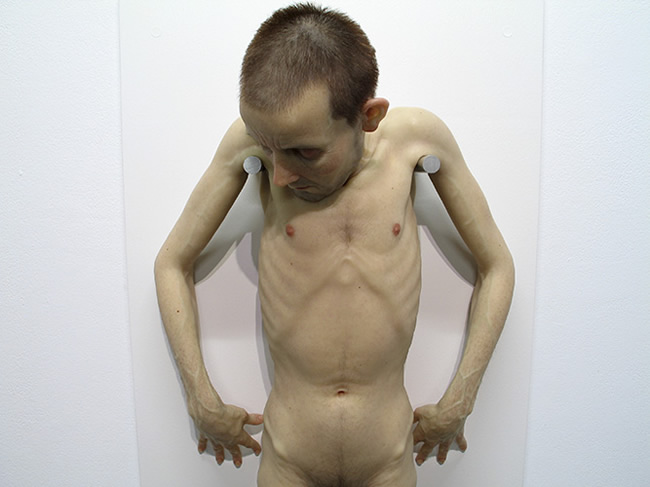 Sam Jinks hyper realists sculptures